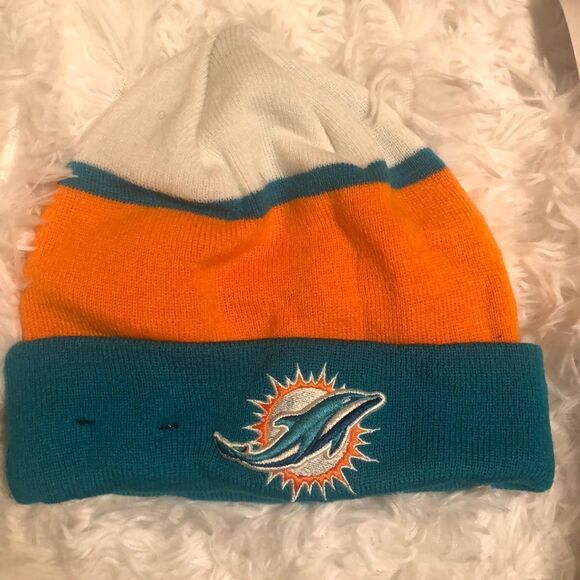 New Era NFL Miami Dolphin Sock Beanie Hat One Size Colorblock - Picture 1 of 4